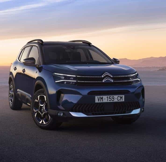 design voiture familiale c5 aircross valence