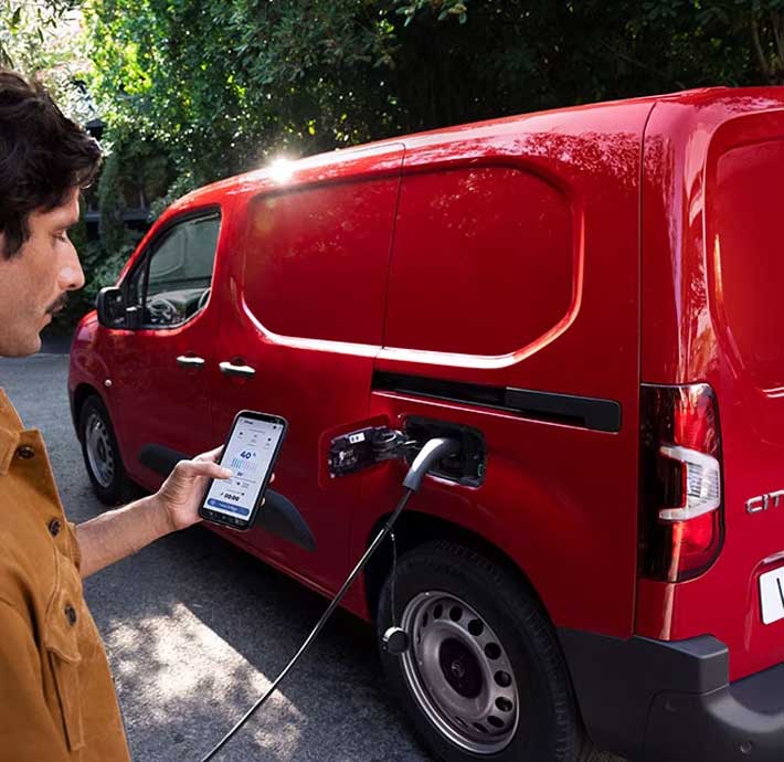 fourgonnette electrique ë berlingo van citroen valence 4