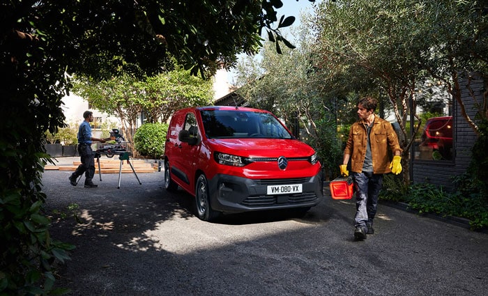 voiture véhicule utilitaire fourgonnette citroën berlingo van citroën valence 2