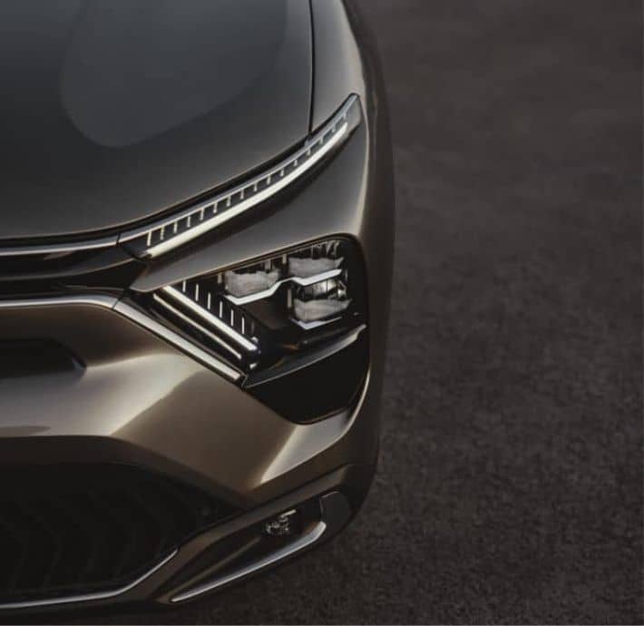 berline élégante en drôme ardèche citroën c5 x